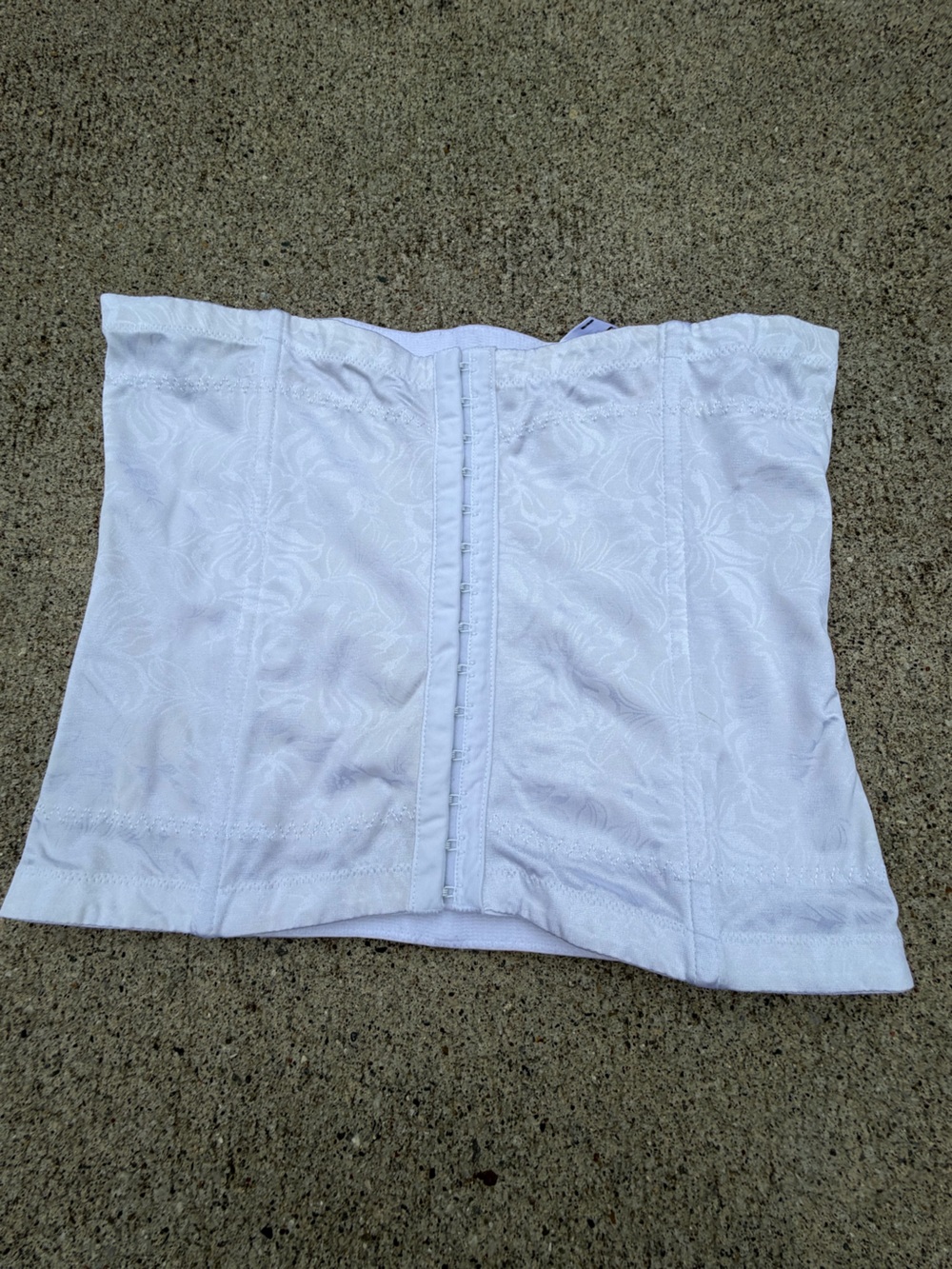 Maidenform White Firm Control Boned Waist Cincher Shapewear L 6868